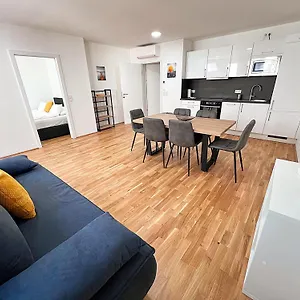  Apartamento Modern, New, Next To Metro - Gg13